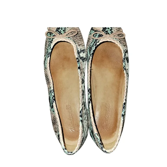 MADEWELL The Adelle Ballet Flat in Snake Embossed Leather muted shell multi 9 - Picture 9 of 10